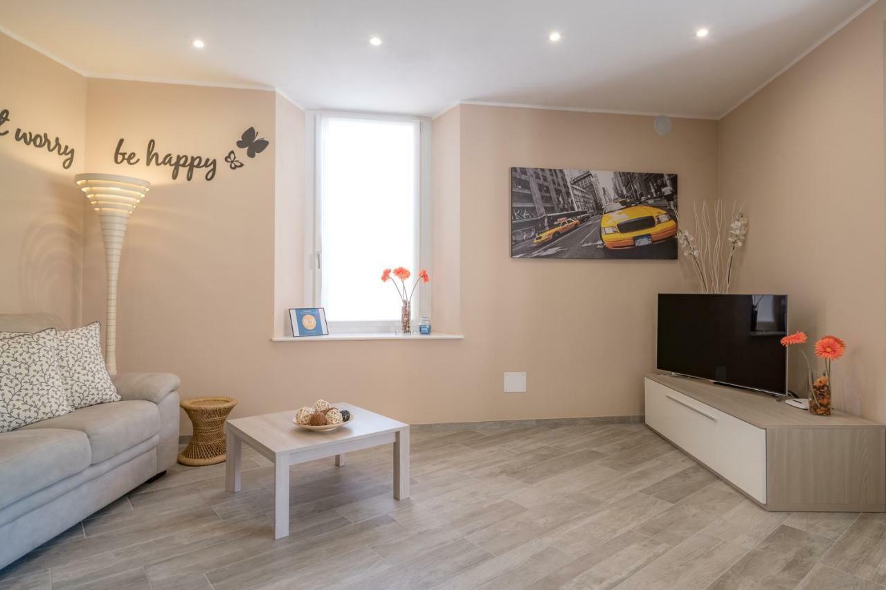 Casa Dei Platani Wi-Fi Parking Free Apartment Сан Сиро Екстериор снимка